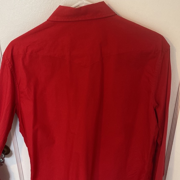 Red Topo Design Western shirt - Picture 3 of 3